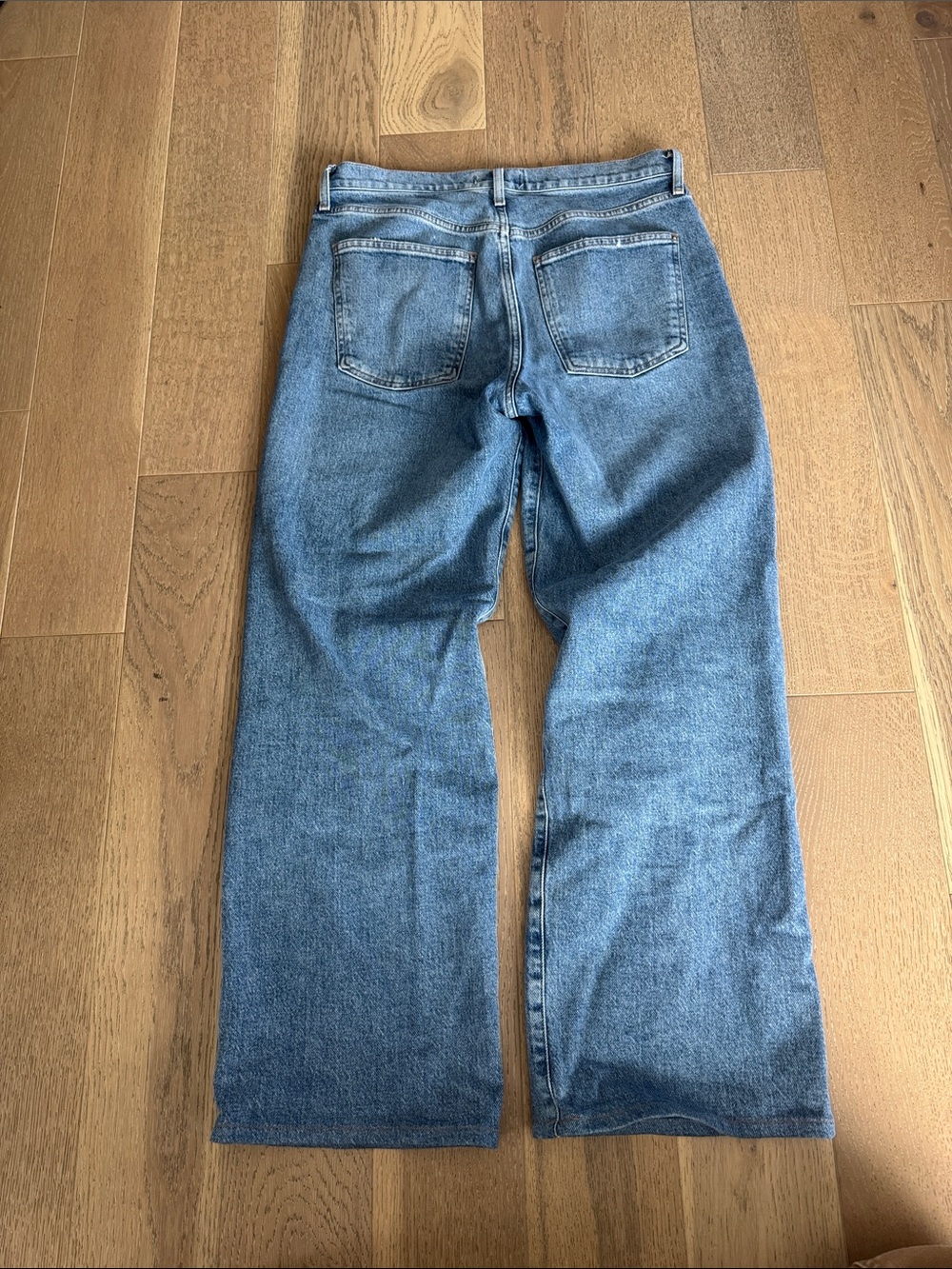 Agolde Harper Mid Rise Relaxed Straight Jeans in Flash, size 28 (27” inseam) - Picture 4 of 7
